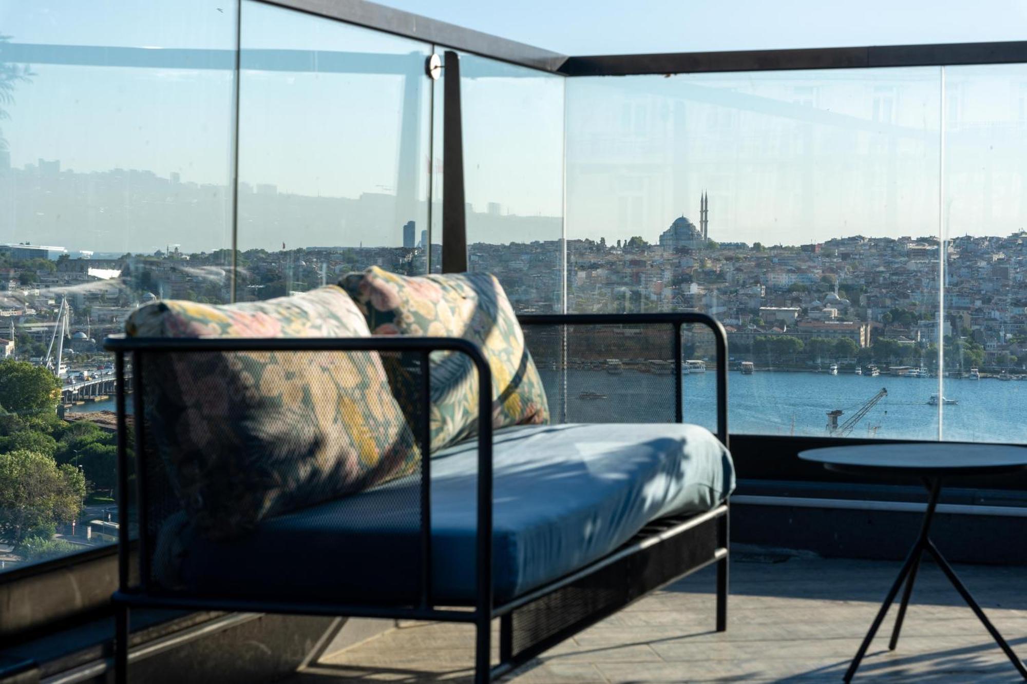 The Central House Istanbul Galata Hostel ภายนอก รูปภาพ